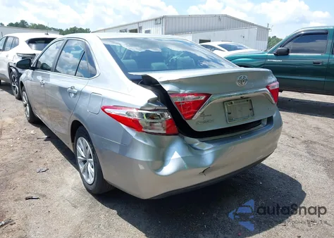 2017 Toyota Camry Le из США, поврежденный, VIN 4T1BF1FK6HU296552